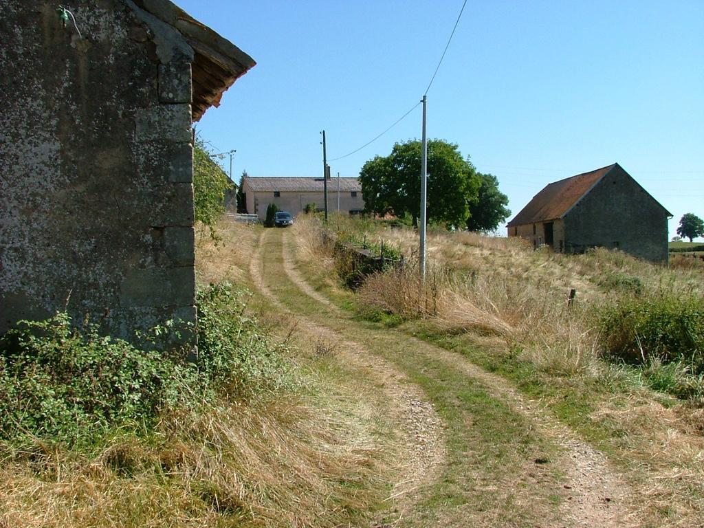 Domaine De La Madeleine Bed and Breakfast Ygrande Eksteriør billede