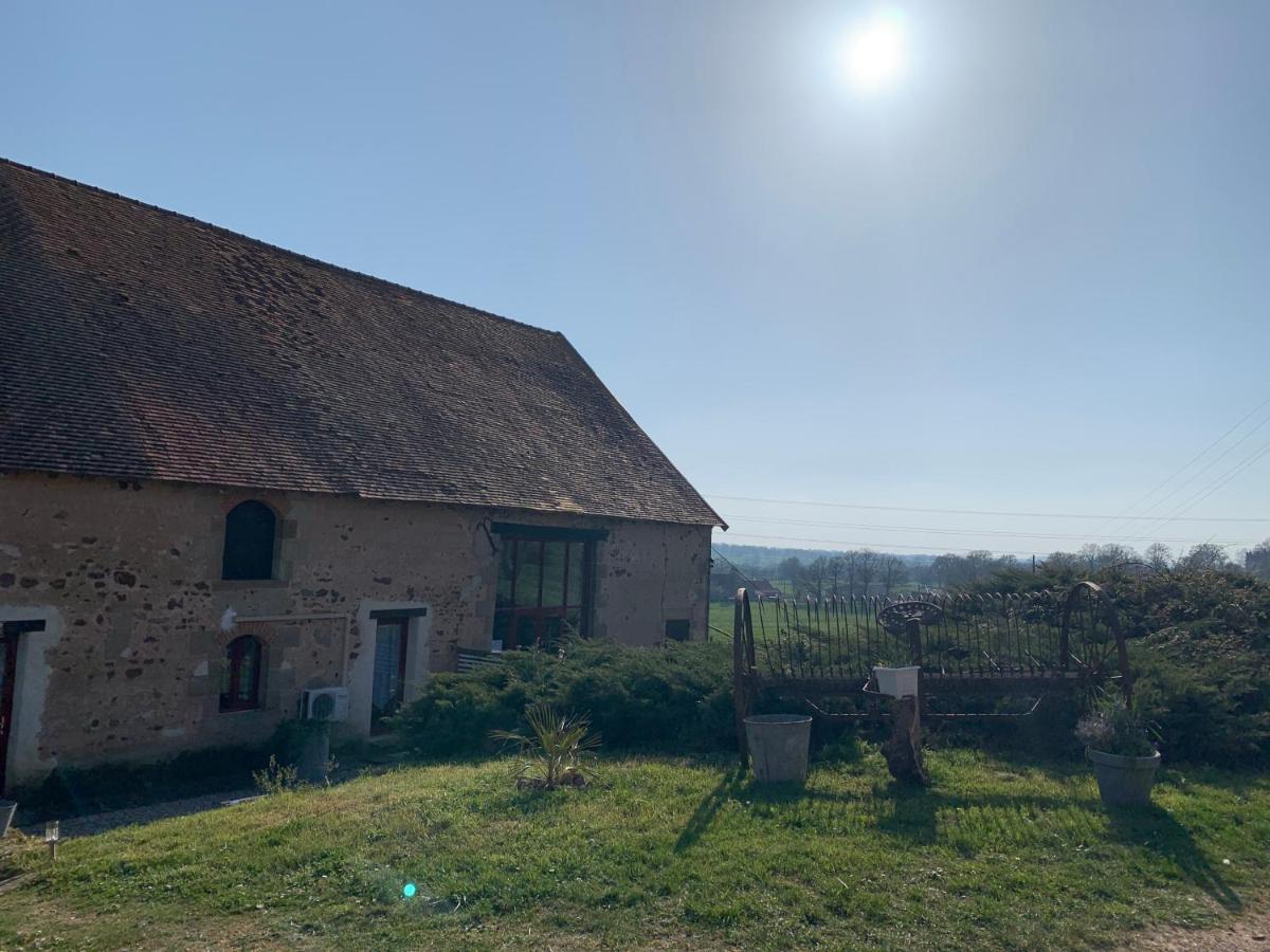 Domaine De La Madeleine Bed and Breakfast Ygrande Eksteriør billede